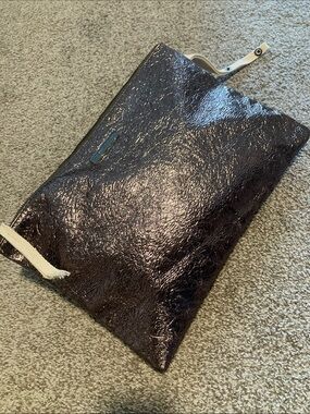 NWT ANTHROPOLOGIE MONSERAT DE LUCCA ROSE GOLD METALLIC LARGE ZIPPERED POUCH